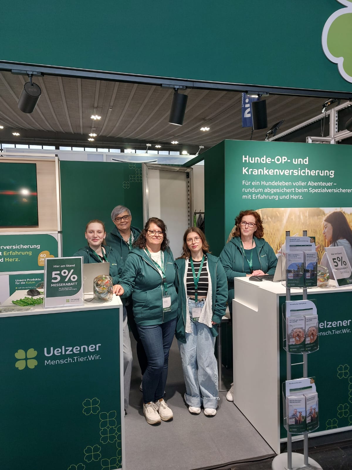 Uelzener stellt auf der Messe Dogs & Fun neue Versicherungslösungen für Hunde vor
